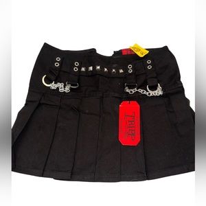Tripp S skirt with chain